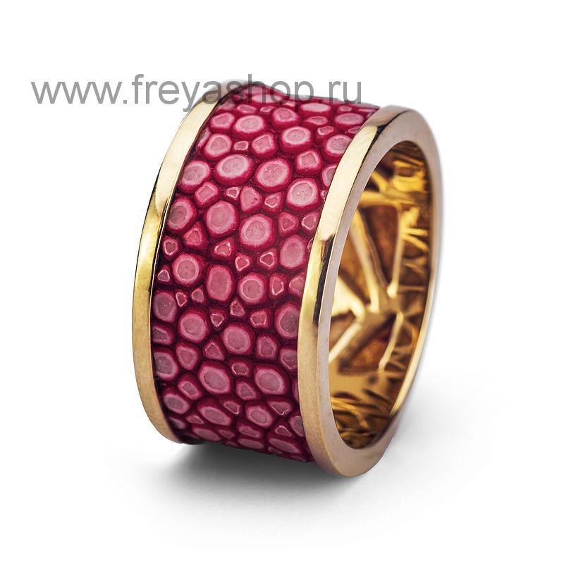 Широкое розовое кольцо с кожей ската, Франция